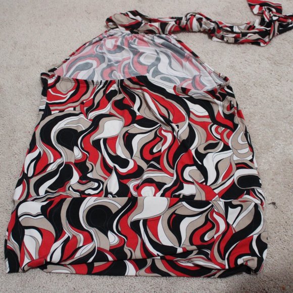 Lots of Love Pullover Halter Top - Picture 4 of 12